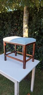 Vintage voetenbankje, kruk, krukje, bijzettafeltje, bankje, Gebruikt, Vintage, Ophalen of Verzenden, Nvt