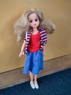 Famous Fashion Fleur Blond in Mix and Match outfit, Ophalen of Verzenden, Gebruikt, Barbie