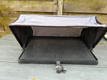 Rive D36 XXL visplateau met regenkap beschikbaar voor biedingen