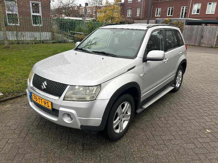 Suzuki Grand Vitara 2.0 5D 2007 Grijs, Auto's, Suzuki, Particulier, Grand Vitara, 4x4, ABS, Airbags, Airconditioning, Boordcomputer