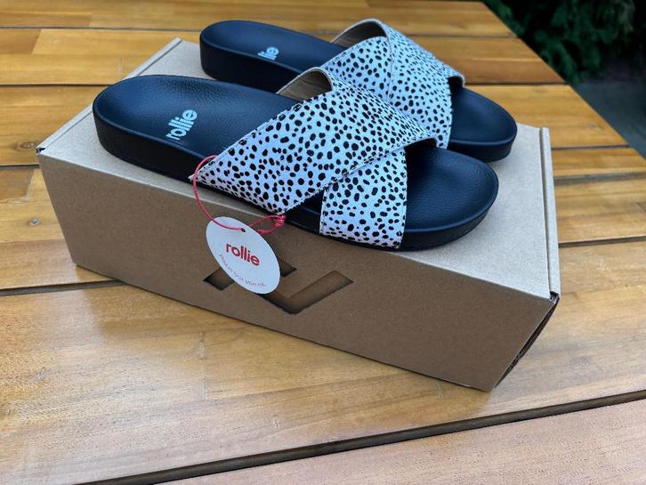 Rollie Tide Cross Slides slippers Snow Leopard Nieuw | Mt 37, Kleding | Dames, Schoenen, Nieuw, Slippers, Overige kleuren, Verzenden