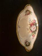 Celebration royal albert porselein, Ophalen of Verzenden, Zo goed als nieuw, Porselein, Kop en/of schotel