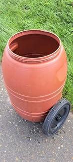 235 liter Dekselvat/regenton, Tuin en Terras, Regentonnen, EU, Kunststof, Gebruikt, Met kraantje