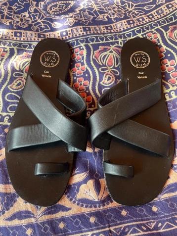 Super leuke nieuwe teenslippers maat 38 van White Sun 24,99€ beschikbaar voor biedingen