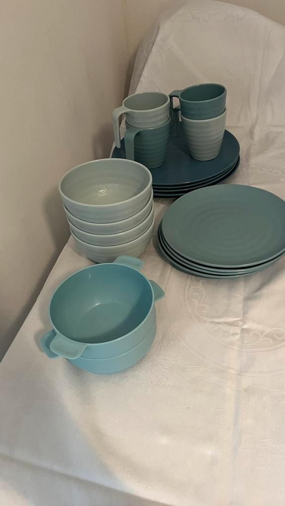 Campingservies, Caravans en Kamperen, Kampeeraccessoires, Zo goed als nieuw, Ophalen of Verzenden