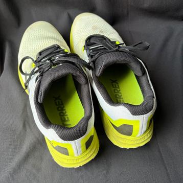 Adidas Terrex Schoenen - Maat 42 2/3 beschikbaar voor biedingen