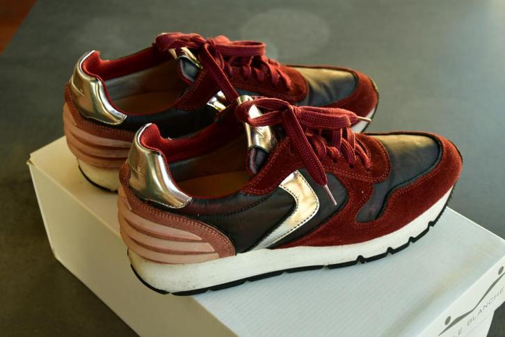 Voile Blanche damessneaker, Kleding | Dames, Schoenen, Gedragen, Sneakers of Gympen, Rood, Ophalen of Verzenden