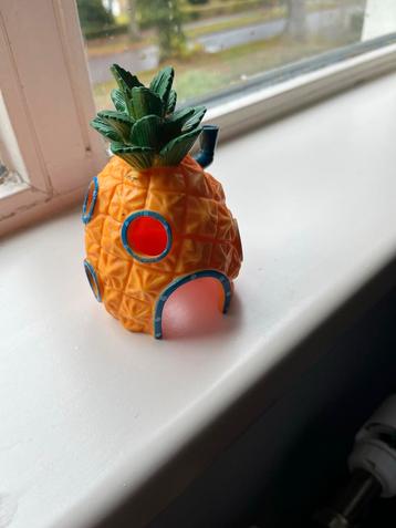 Aquarium decoratie ananas beschikbaar voor biedingen