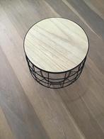 Leuk tafeltje met metalen frame, Huis en Inrichting, Tafels | Bijzettafels, Minder dan 45 cm, Minder dan 55 cm, Rond, Ophalen of Verzenden