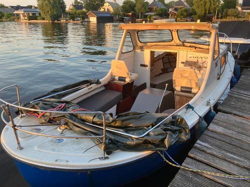 Zweedse boot (spitsgatter), Watersport en Boten, Motorboten en Motorjachten, Gebruikt, Polyester, 6 tot 9 meter, Diesel, Binnenboordmotor