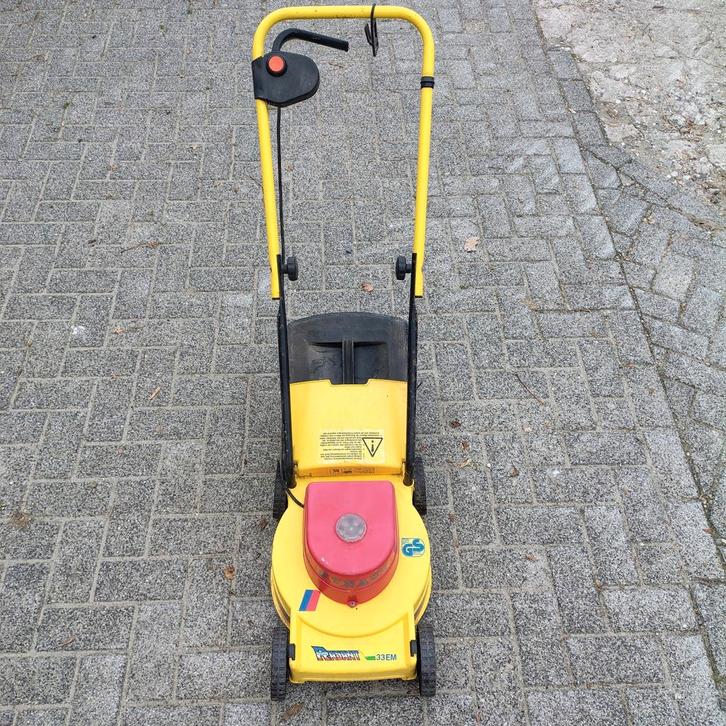 Kynast Rasant 33EM grasmaaier – werkt goed, licht model, Tuin en Terras, Grasmaaiers, Gebruikt, Elektrische grasmaaier, Ophalen