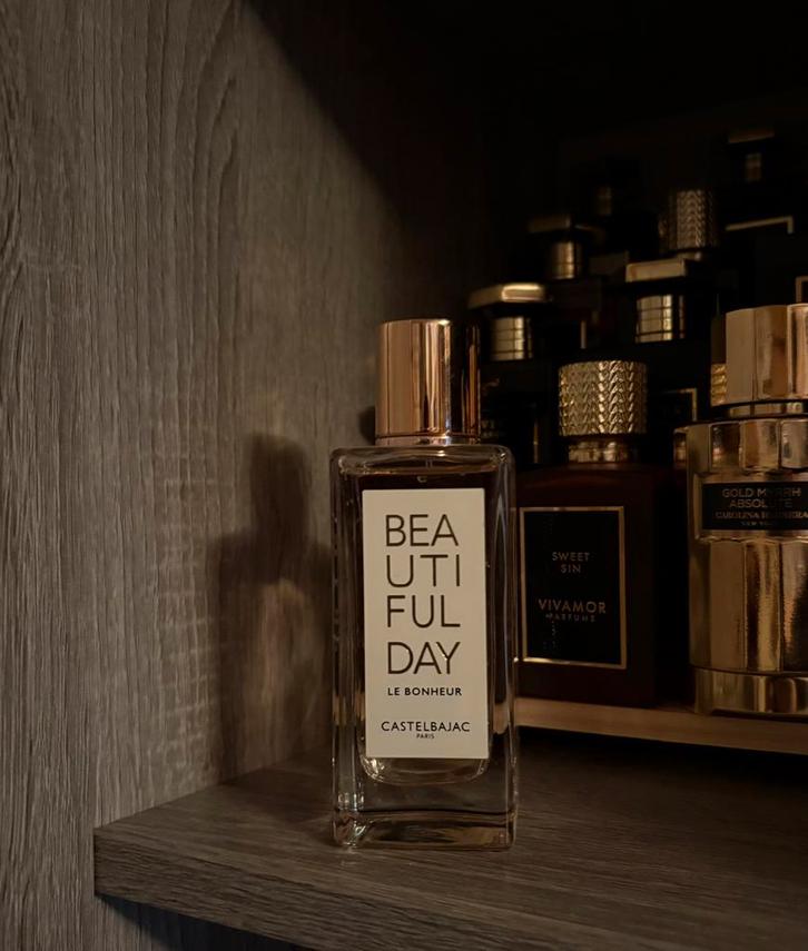 Castelbajac Beautiful Day Le Bonheur 100ml eau de parfum, Sieraden, Tassen en Uiterlijk, Uiterlijk | Parfum, Zo goed als nieuw