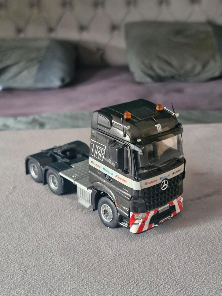 ICM/Tekno  Mercedes nieuw!, Hobby en Vrije tijd, Modelauto's | 1:50, Zo goed als nieuw, Bus of Vrachtwagen, Ophalen of Verzenden