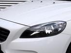 Volvo V40 2.0 T2 Momentum Panoramadak / PDC achter / 100% de, Auto's, Volvo, Voorwielaandrijving, 65 €/maand, Gebruikt, Euro 6