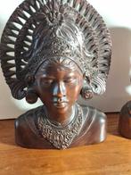 Twee houten bustes van Balinese vrouwen, Antiek en Kunst, Kunst | Beelden en Houtsnijwerken, Ophalen of Verzenden
