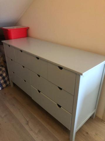 Commode of ladenkast