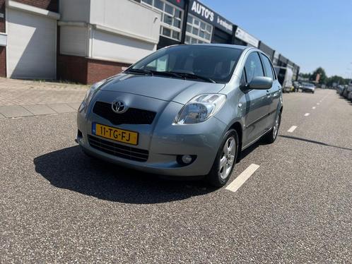 Toyota Yaris 1.3 16V Vvt-i 5DR SOL MMT 2006 Grijs, Auto's, Toyota, Particulier, Yaris, Benzine, B, Hatchback, Automaat, Origineel Nederlands