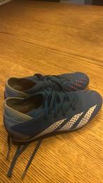 Predator addidas voetbalschoenen jongens 34, Sport en Fitness, Voetbal, Maat XS of kleiner, Ophalen of Verzenden, Zo goed als nieuw