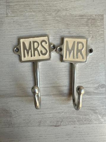 Rivièra Maison wandhaakjes MR & MRS beschikbaar voor biedingen
