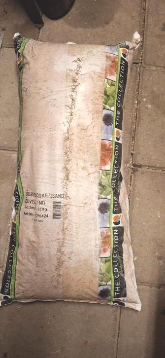 Zilverzand (zeer fijn voegzand) 25 kg beschikbaar voor biedingen