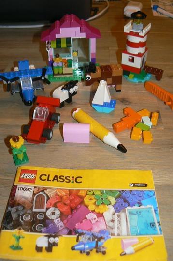 Te koop: Lego Basis/Classic tankstation/huizenbouw/crea 7 x beschikbaar voor biedingen