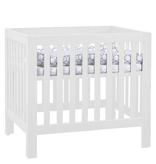 Bebiesfirst Box Bart Whitewash, Kinderen en Baby's, Boxen, Zo goed als nieuw, Vierkant, In hoogte verstelbaar, Boxkleed, Ophalen