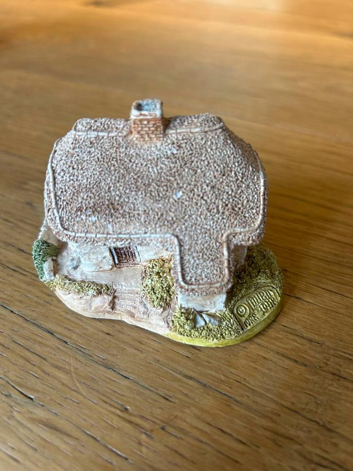 Lilliput Lane Clover Cottage - Miniatuur Huisje, Verzamelen, Beelden en Beeldjes, Gebruikt, Overige typen, Ophalen of Verzenden