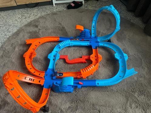 Track hot wheels, Kinderen en Baby's, Speelgoed | Racebanen, Zo goed als nieuw, Racebaan, Handmatig, Hot Wheels, Met looping, Ophalen of Verzenden