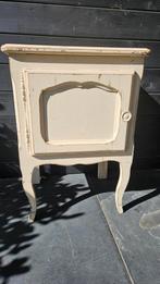 Queen Ann Stijl Kastje - Caffe Latte Kleur, Huis en Inrichting, Slaapkamer | Nachtkastjes, Gebruikt, Minder dan 45 cm, Ophalen of Verzenden