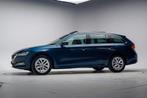 Skoda Octavia Combi 1.0 TSI MHEV Business Ed Aut. [ Panorama, Auto's, Automaat, Blauw, 23 km/l, 3 cilinders