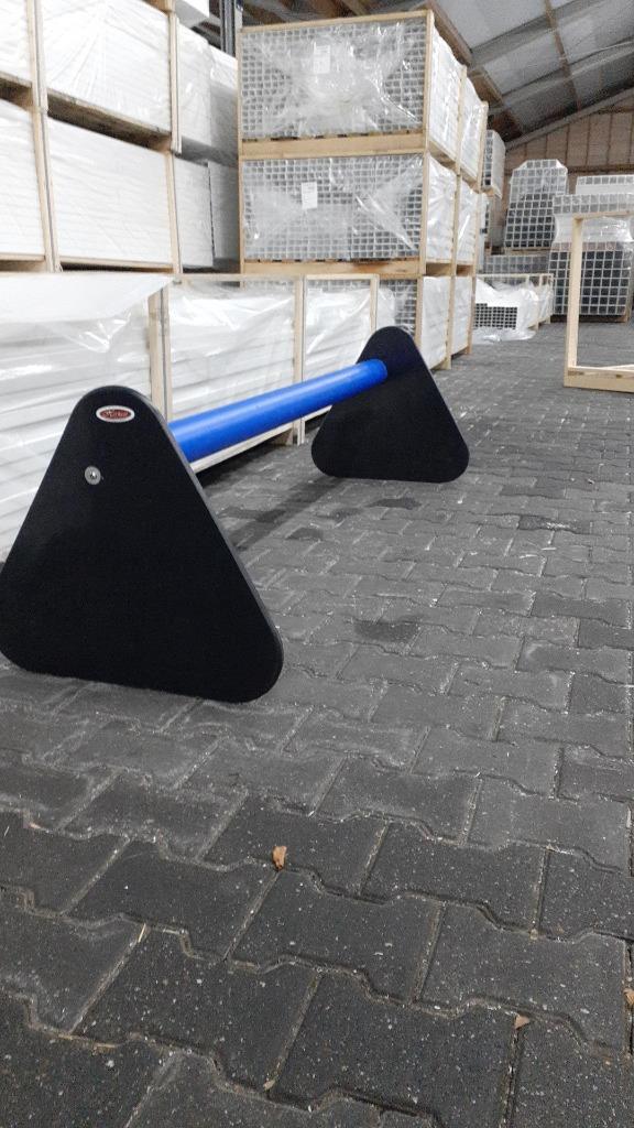 Outlet Cavaletti compleet. Onderhoudsvrij kunststof + hout, Dieren en Toebehoren, Paarden en Pony's | Overige Paardenspullen, Zo goed als nieuw