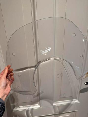 Nieuwe Vespa Mini Windscherm beschikbaar voor biedingen