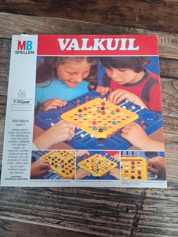 Valkuil Bordspel - MB Spellen, Hobby en Vrije tijd, Gezelschapsspellen | Bordspellen, Gebruikt, Een of twee spelers, Drie of vier spelers