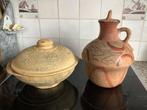 Oud Afrikaans aardewerk: stoofpot en waterkruik, Ophalen