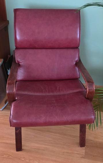 Leren fauteuil. beschikbaar voor biedingen