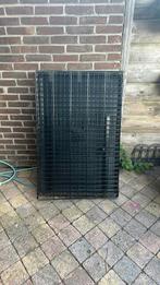 Grote honden bench met schuifdeur, Dieren en Toebehoren, Hondenbenches, Ophalen of Verzenden, Zo goed als nieuw