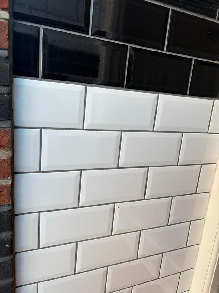 Metrotegels 10x20 Wit & Zwart - Restpartij, Doe-het-zelf en Verbouw, Tegels, Zo goed als nieuw, Wandtegels, Keramiek, Minder dan 20 cm