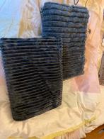 2 grijze zganw zachte plaids. Of sprei 220/150, Ophalen of Verzenden, Zo goed als nieuw