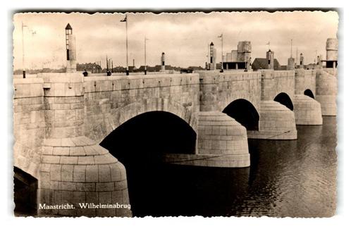 Maastricht, Wilhelminabrug, Verzamelen, Ansichtkaarten | Nederland, Gelopen, Limburg, 1940 tot 1960, Verzenden