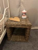 Rotan nachtkastje, Ophalen, Minder dan 45 cm, Zo goed als nieuw, Minder dan 55 cm