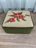Prachtige vintage poef, Huis en Inrichting, Ophalen, Minder dan 50 cm, Rond, Minder dan 50 cm