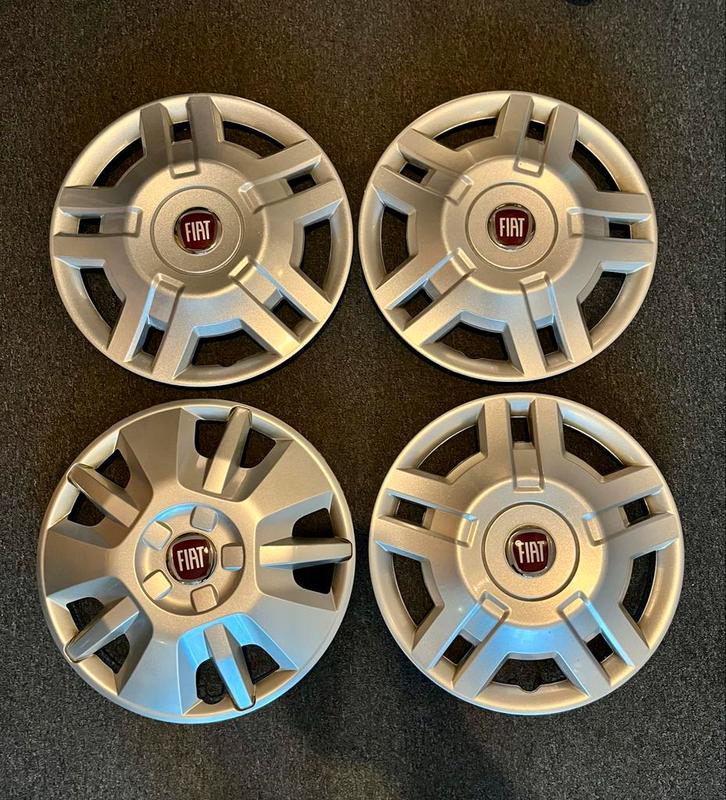 Fiat Ducato Wieldoppen. 3 + 1 stuks, Auto diversen, Wieldoppen, Zo goed als nieuw, Ophalen