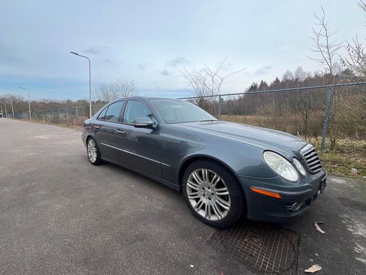 Mercedes E 550 US import Califonia, Auto's, Mercedes-Benz, Bedrijf, E-Klasse, ABS, Adaptive Cruise Control, Airbags, Airconditioning