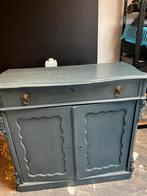 Vintage brocante kast (moet weg!), Antiek en Kunst, Antiek | Meubels | Kasten, Ophalen