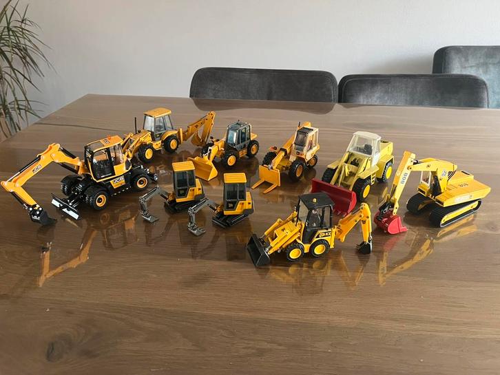 Partij JCB machines mini rupskraan graaflaadcombinaties, Hobby en Vrije tijd, Modelauto's | 1:32, Zo goed als nieuw, Tractor of Landbouw
