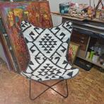 Vlinderstoel zwart/wit kelim, Huis en Inrichting, Stoelen, Ophalen, Gebruikt, Wit, Eén