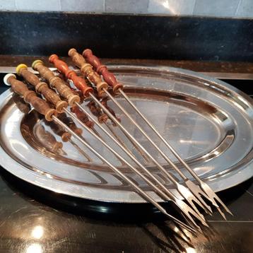 Fondue vorkjes beschikbaar voor biedingen