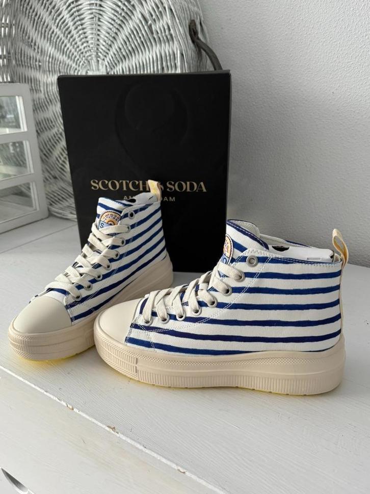 NIEUW > Blauw/Witte Scotch & Soda sneaker / 41, Kleding | Dames, Schoenen, Nieuw, Sneakers of Gympen, Blauw, Verzenden