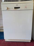 Zeer nette Bosch vaatwasser. €150,-, Witgoed en Apparatuur, Vaatwasmachines, Ophalen, Voorspoelprogramma, Zo goed als nieuw, 85 tot 90 cm