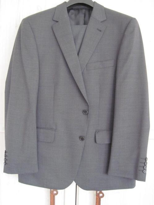 Kostuum Mt 52/54 (Zo goed als nieuw), Kleding | Heren, Kostuums en Colberts, Zo goed als nieuw, Maat 52/54 (L), Grijs, Ophalen of Verzenden